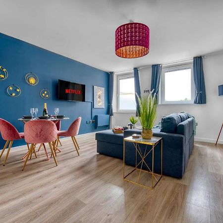 The Post House Two By Fortuna Property Глостър Екстериор снимка